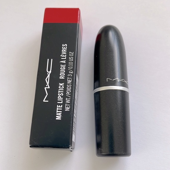 MAC Lipstick Lady Danger New - Picture 5 of 8